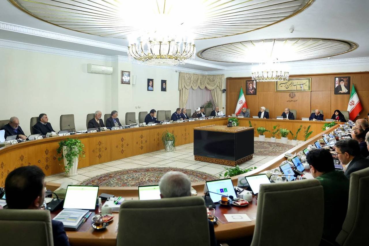 مسعود پزشکیان در جلسه دولت (1)