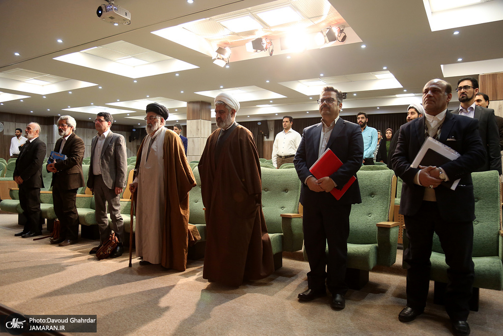 گزارشی از همایش نقد و واکاوی آثار مرتبط با زندگینامه امام خمینی س