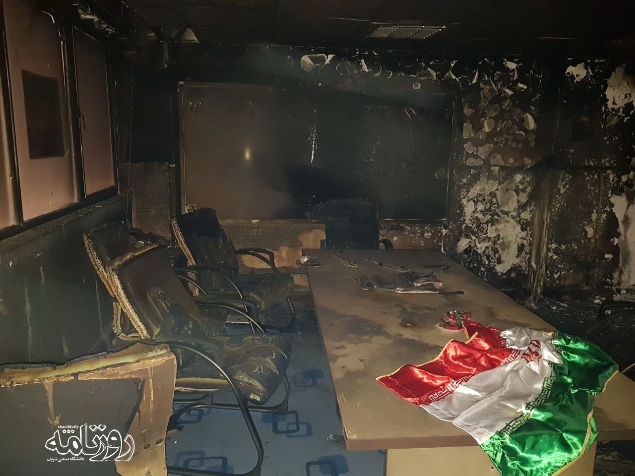 دفتر بسیج دانشجویی دانشگاه شریف آتش زده شد (3)