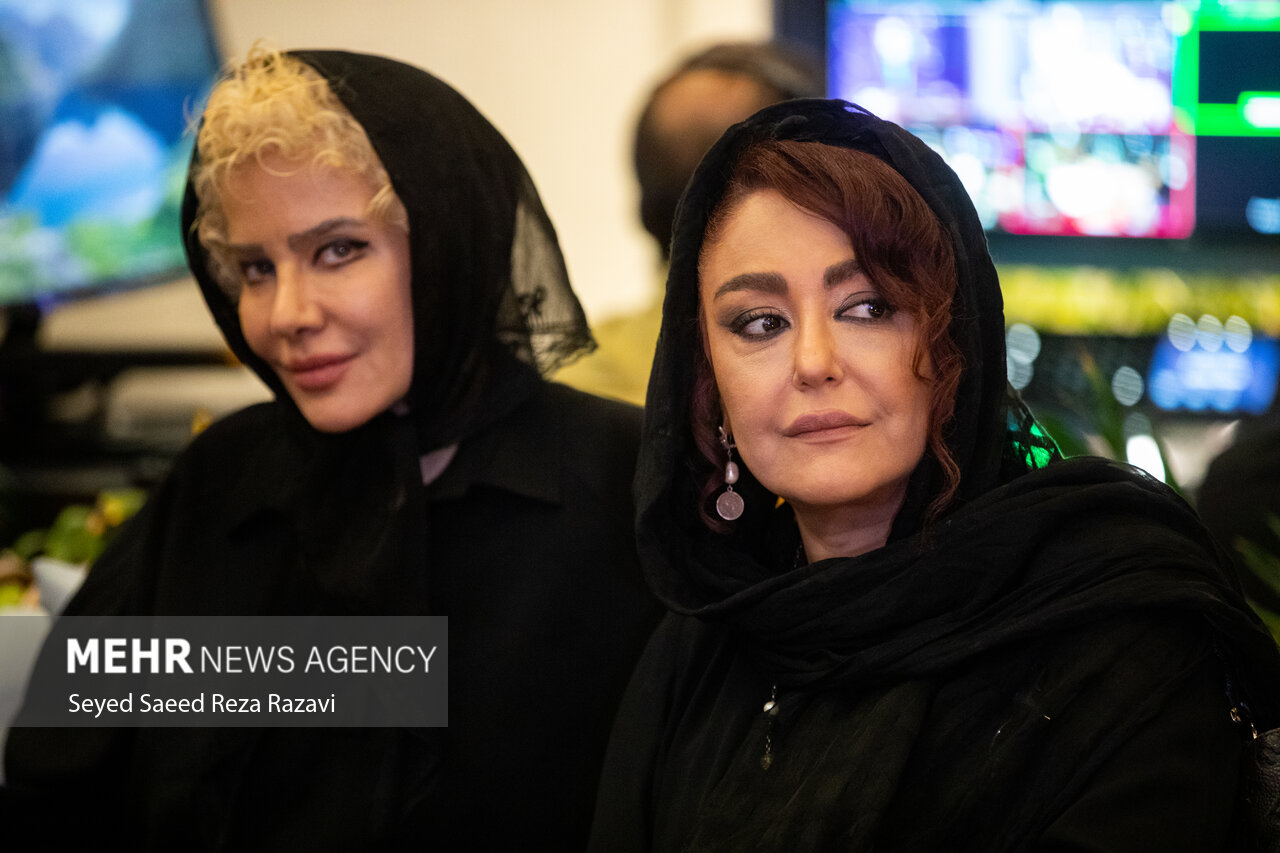مراسم چهلم اکبر عبدی