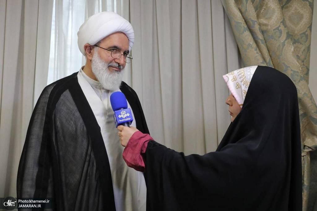 عیادت نمایندگان رهبرمعظم انقلاب از آیت‌الله العظمی نوری همدانی  (2)