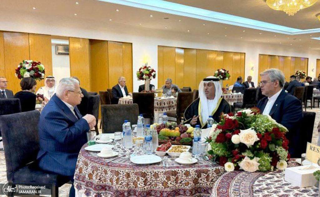 مراسم جشن پیروزی انقلاب اسلامی  در دبی  (3)