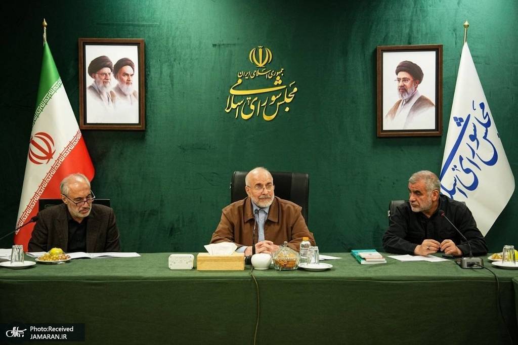 نشست جمعی از وزرا و مسئولان ارشد اقتصادی درباره معیشت مردم (5)