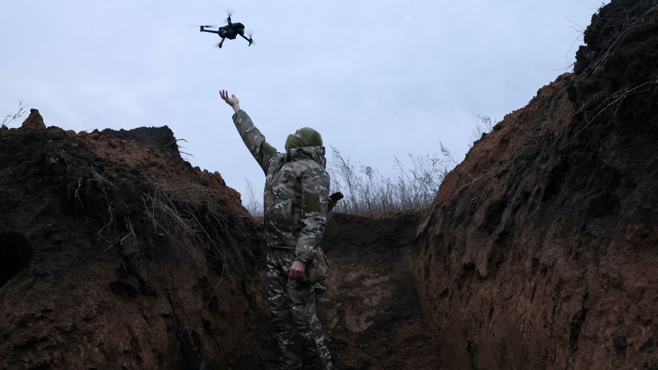 230112130126-02-ukraine-drone-tech