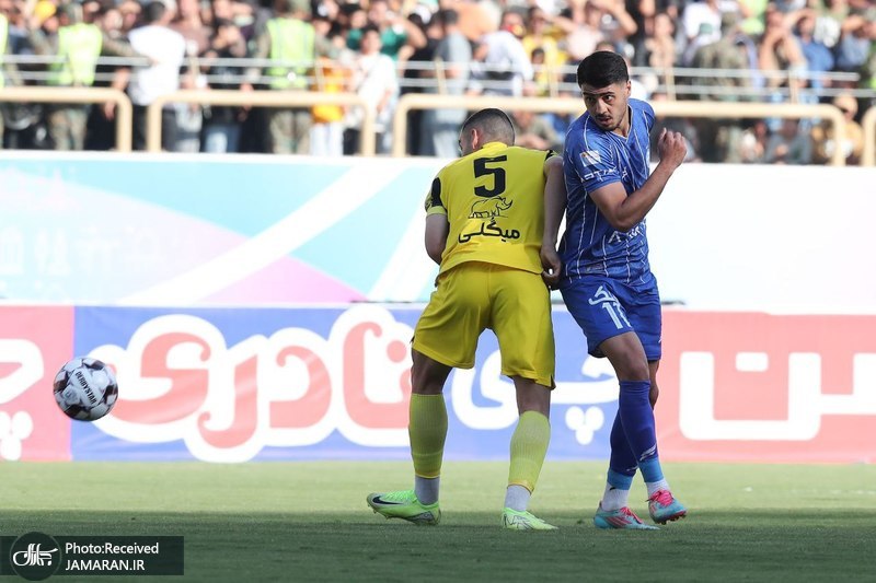 استقلال فجرسپاسی شیراز