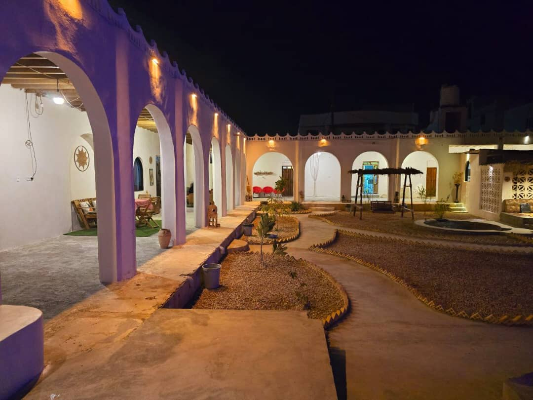 بازار خاکستری رزرو ویلا در کیش و قشم (3)