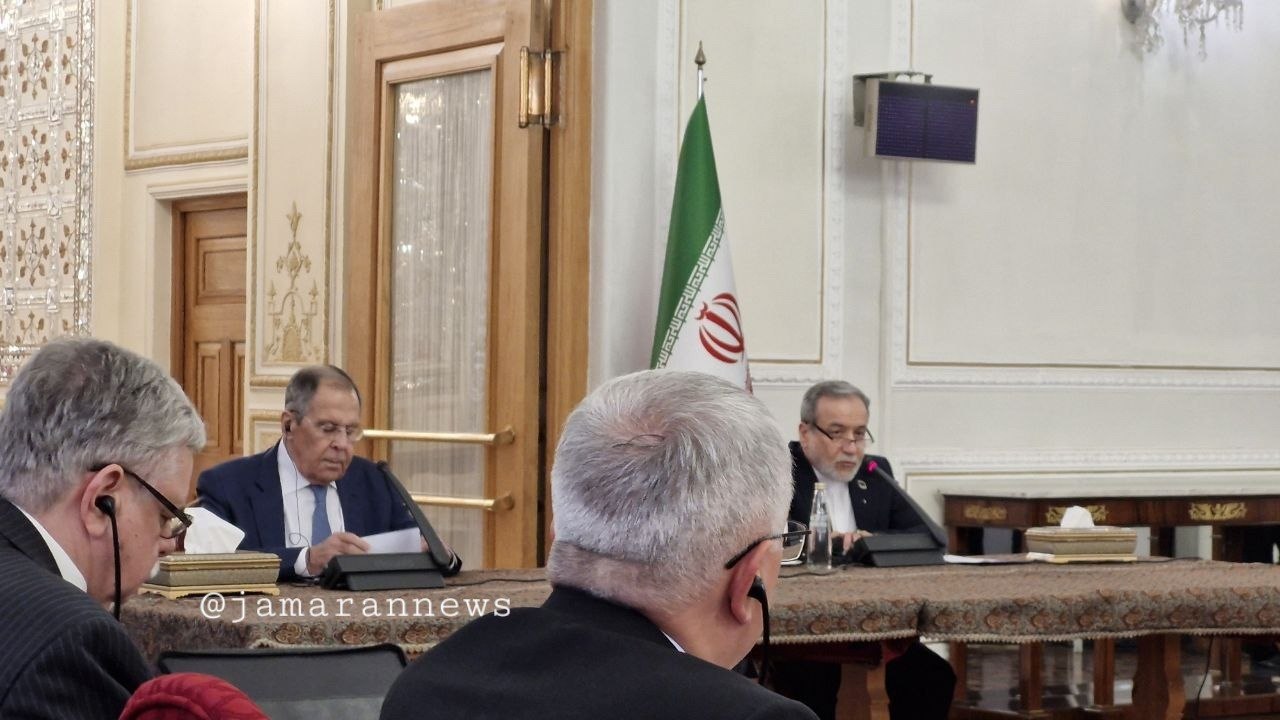 عراقچی و لاوروف