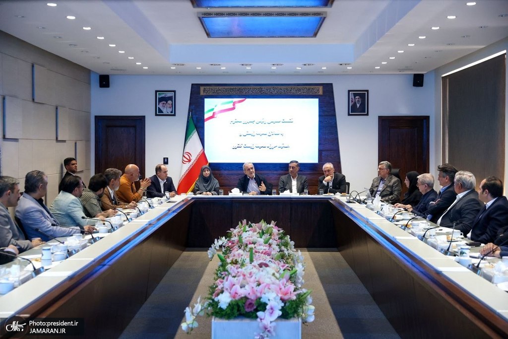 پزشکیان و فعالان محیط زیست (2)