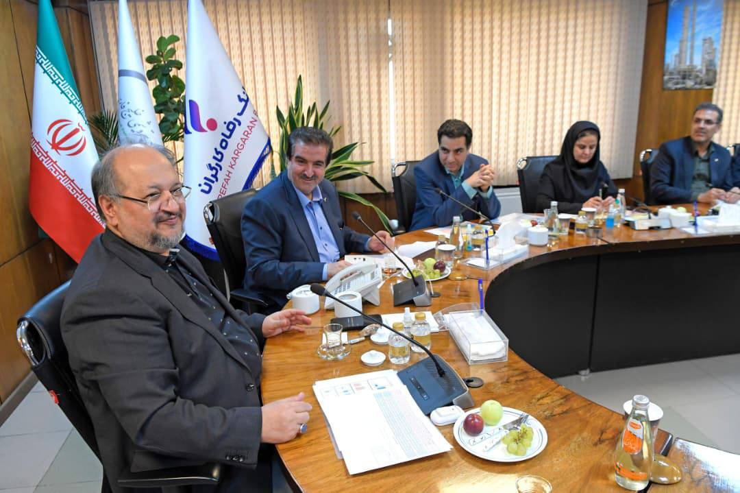 امضای تفاهمنامه همکاری میان پتروشیمی خلیجفارس و بانک رفاه (4)