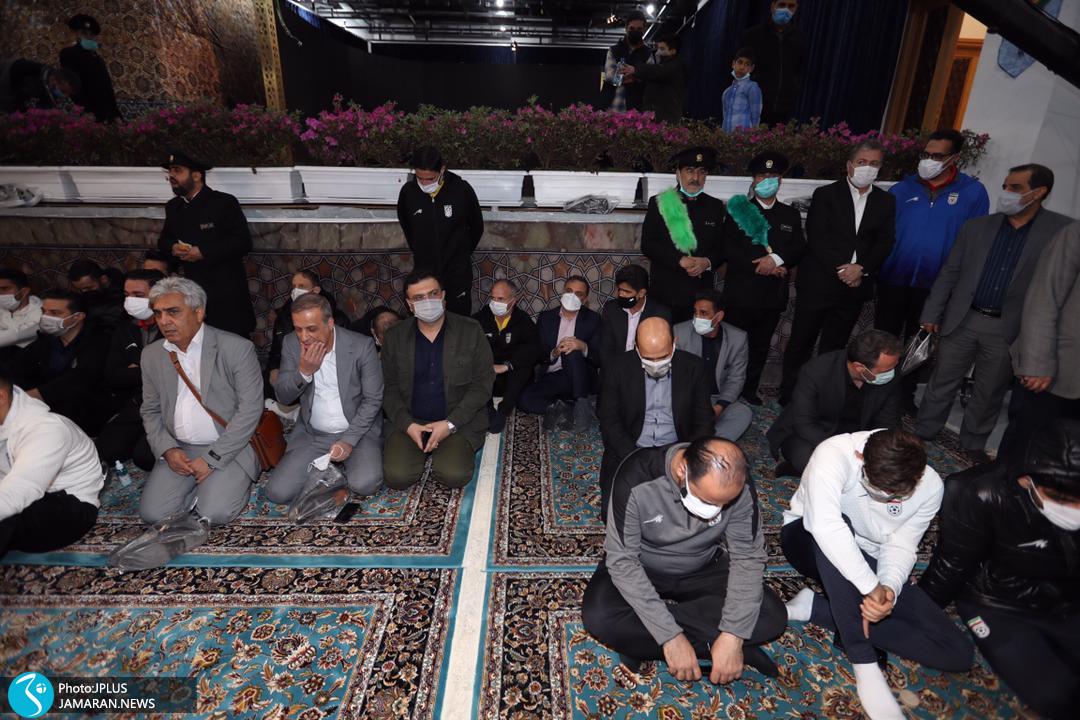 اسکوچیچ و بازیکنان تیم ملی در حرم مطهر رضوی