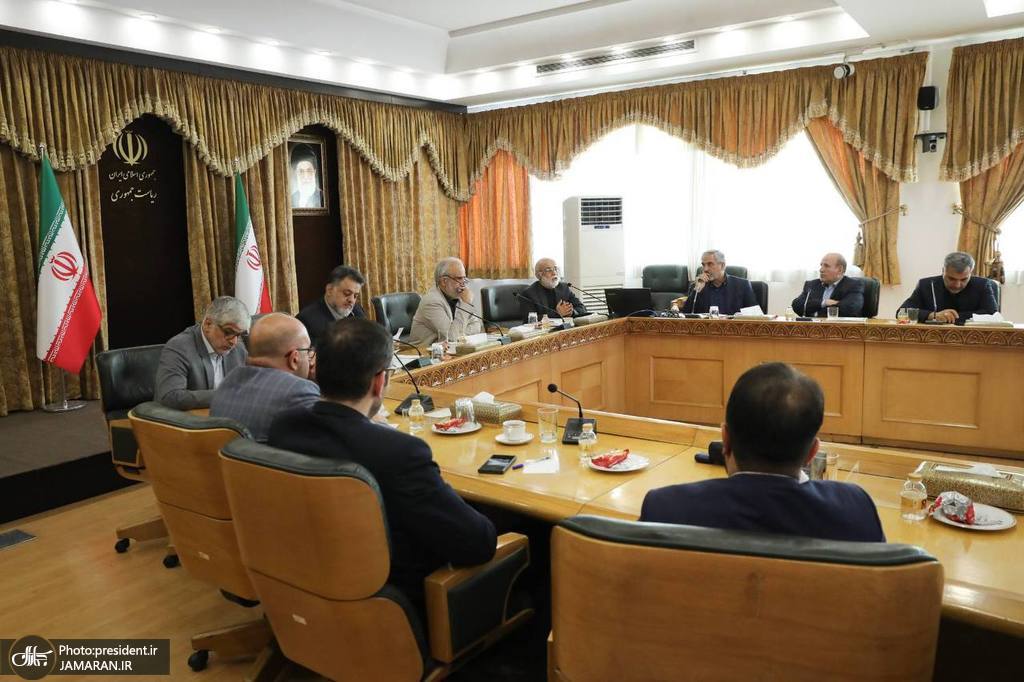 نشست تشکلهای مردم نهاد و فعالان امر مبارزه با مفاسد اقتصادی (1)