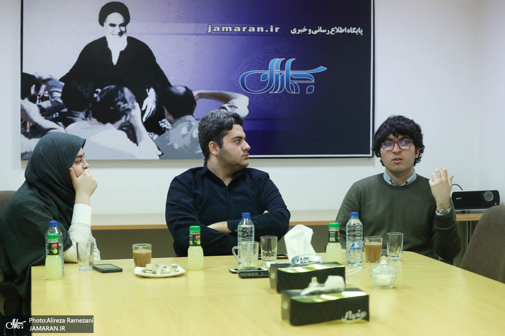 دانشجویان دانشگه تهران