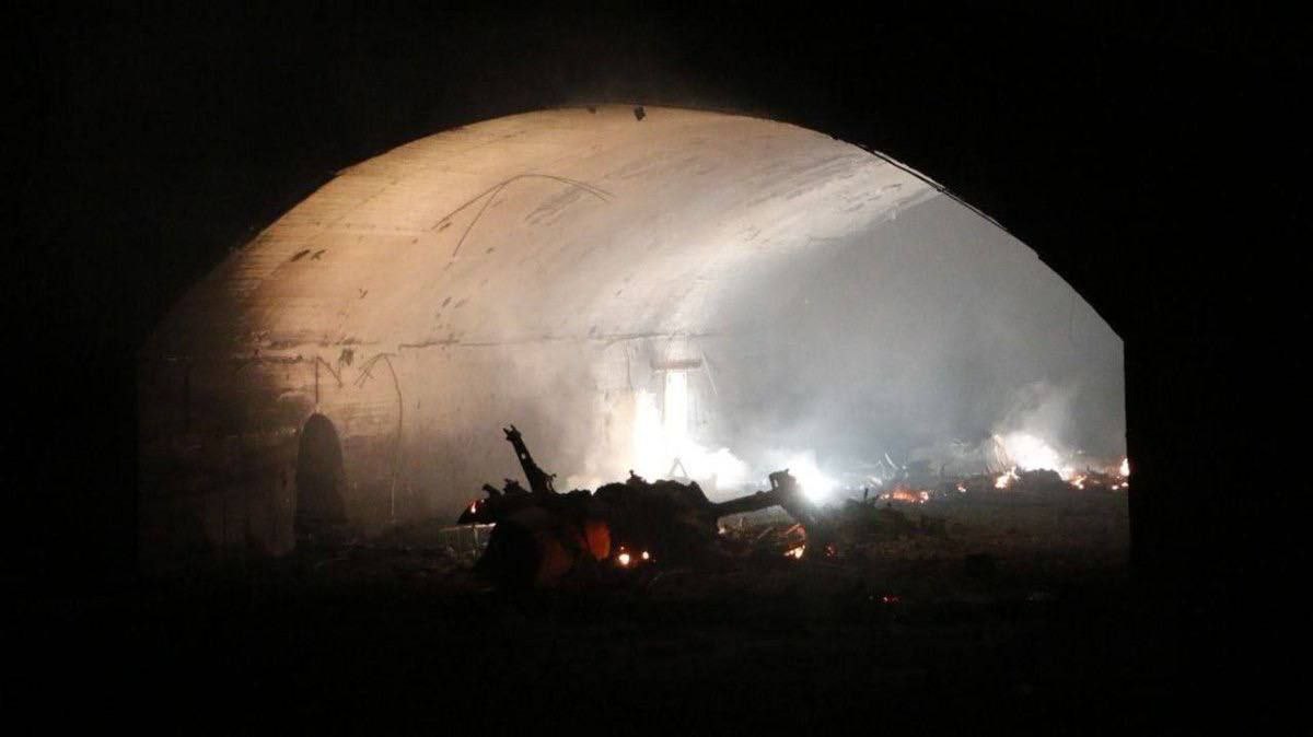 فرودگاه نظامی حماه در حمله اسرائیل نابود شد (4)