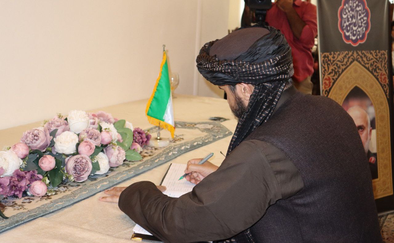 سفیر طالبان در پاکستان به سفارت ایران رفت (3)