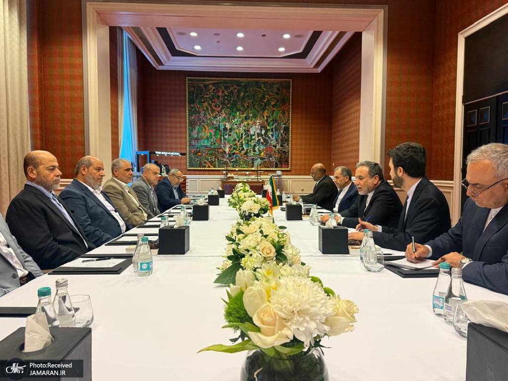 جلسه عراقچی با اعضای حماس در قطر (2)