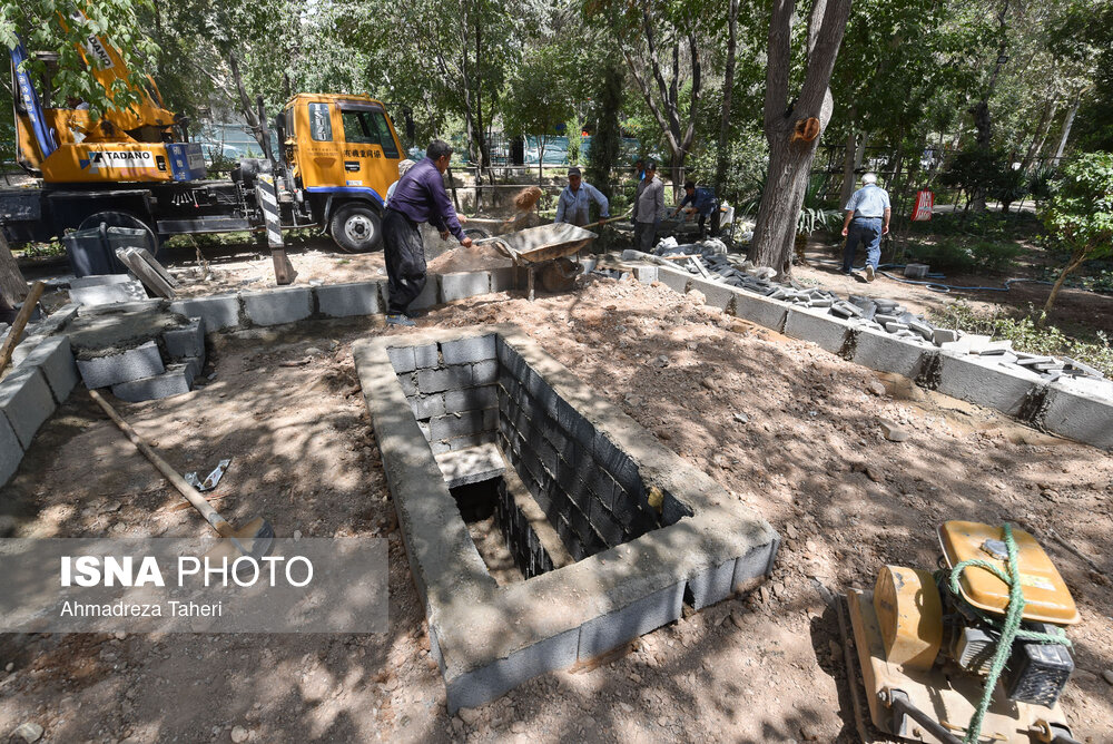 آرامگاه استاد فرشچیان