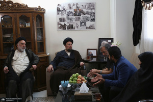 حضورسید حسن خمینی در منزل مرحوم سید علی صنیع خانی