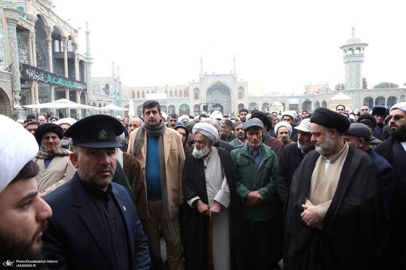 مراسم شییع و نماز