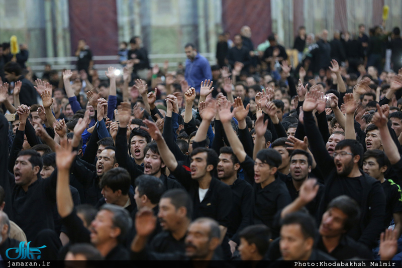 مراسم عزاداری شام غریبان در حرم مطهر حضرت امام خمینی(س) 