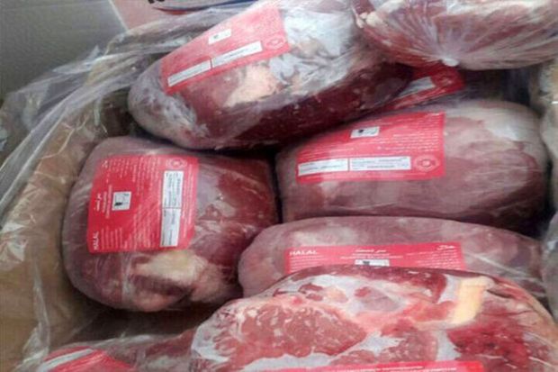 8 تن گوشت گوسفند منجمد در بیرجند توزیع شد