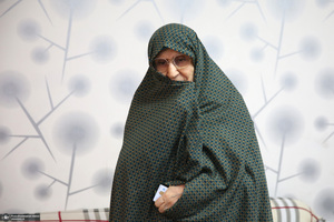 شرکت دختران و عروس امام در انتخابات 1402