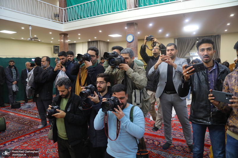 عمامه گذاری طلاب توسط مراجع عظام تقلید در روز میلاد امام علی (ع)‎