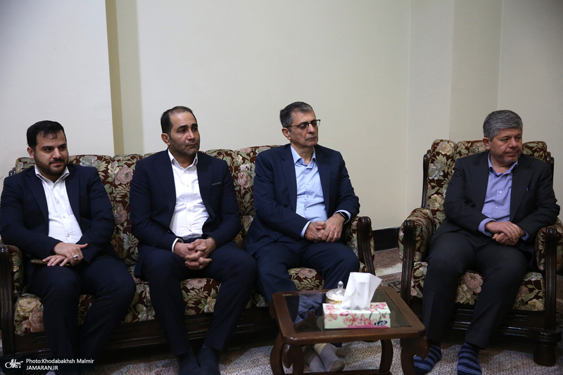 دیدار مدیرعامل و مدیران بانک دی با سید حسن خمینی