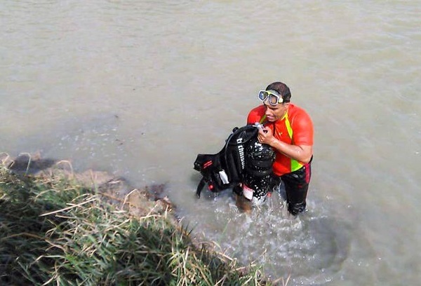 غرق شدن کودک 13 ساله آبادانی در نهر آب  توقف ادامه عملیات سازمان آتش نشانی برای جست و جو