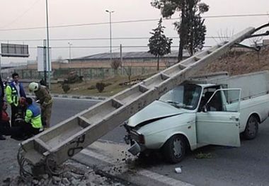 6 تیر برق در بولوار آیت الله رفسنجانی مشهد سقوط کرد