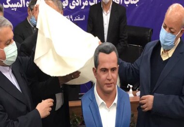 رونمایی از تمبر و سردیس سهراب مرادی/ صالحی امیری:مرام پهلوانی قهرمانان در ذهن مردم باقی می‌ماند+ تصاویر

