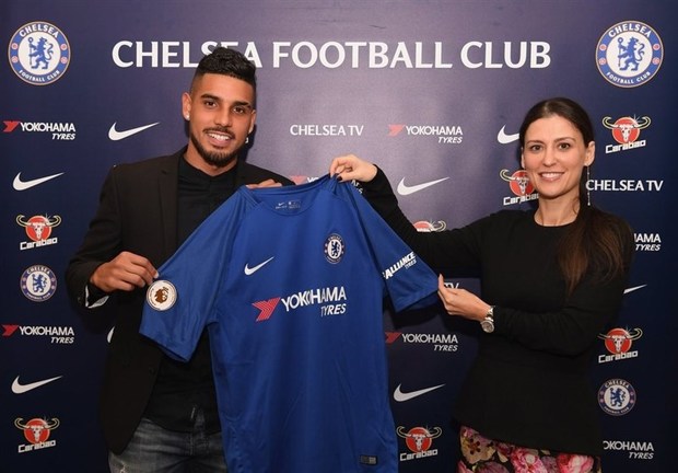 بازیکن رم راهی چلسی شد + عکس
