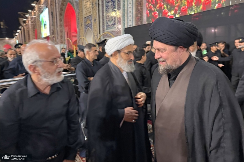 حضور آیت الله سید حسن خمینی در مراسم بزرگداشت رهبر شهید انقلاب در حرم مطهر رضوی