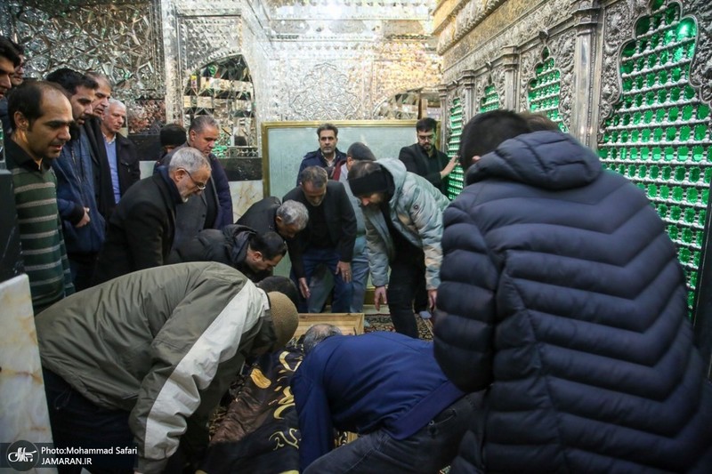 مراسم تشییع و خاکسپاری پدر دکتر جوادی یگانه