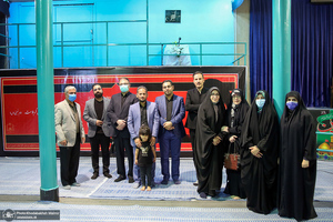 شب شعر «اين محرم وصفر است كه اسلام را زنده نگه داشته است» در حسینیه جماران