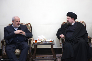 دیدار وزیر و کارکنان وزارت نیرو با سید حسن خمینی