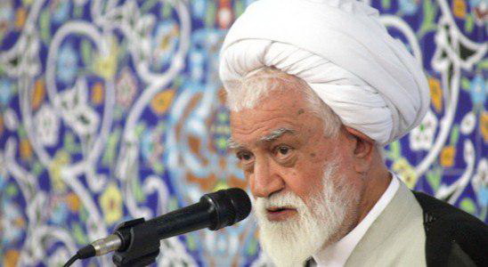 امام جمعه بندرعباس: شورای شهر بر کیفیت کارهای شهرداری نظارت کند