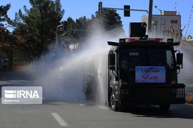 معابر و اماکن عمومی شهر اراک ضدعفونی و گندزدایی شد