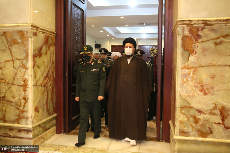 تجدید بیعت فرماندهان ارشد نیروهای مسلح با آرمان های حضرت امام خمینی (س)