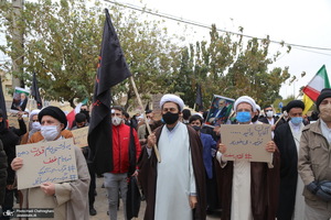 تجمع اعتراضی جمعی از طلاب قم در پی ترور ناجوانمردانه شهید فخری‌ زاده