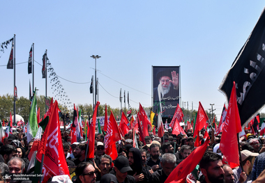 شهرداری تهران: در سه روز مراسم تشییع رهبر شهید، ۲۳ میلیون و ۷۱۵ هزار نفر با مترو، اتوبوس و تاکسی جابه‌جا شدند؛ این حجم خدمات، در تاریخ حمل و نقل پایتخت بی‌سابقه است؛ استفاده ۱۴ میلیون و ۶۳۸ هزار ۸۳۳ نفر از مترو/نزدیک به ۹ میلیون سفر توسط ناوگان اتوبوسرانی
