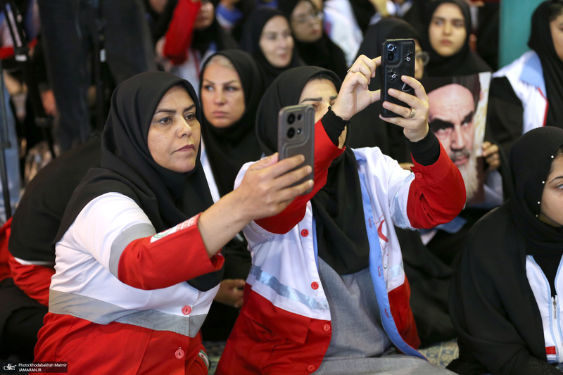 تجدید میثاق جوانان هلال احمر با آرمان‌های امام راحل