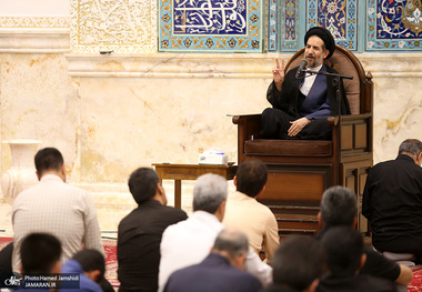 احیای شب نوزدهم ماه مبارک رمضان در مسجد جامع امام حسین(ع)