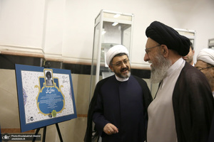 بازدید آیت الله نور مفید از نمایشگاه وکلای شرعی امام خمینی (س)
