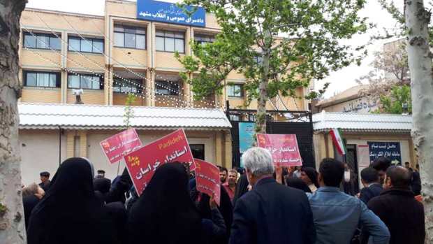 سهامداران شرکت پدیده به دادسرای مشهد مراجعه کردند