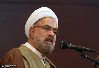 مرتضی جوادی آملی: دکتر پزشکیان، دارای خصایص والای صداقت، درستی و دلدادگی به دین و ملت است / همگام با نخبگان جامعه، رای خود را نهایی می‌کنیم