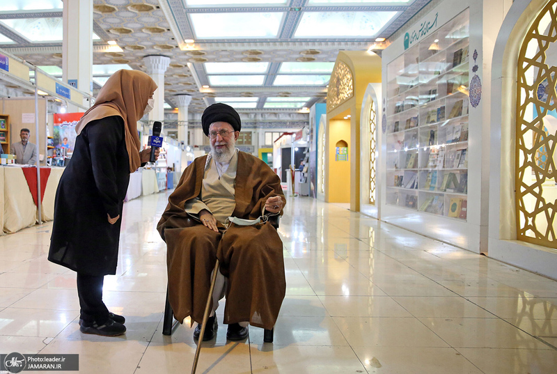 بازدید رهبر معظم انقلاب از سی و‌‌ چهارمین نمایشگاه بین‌المللی کتاب تهران