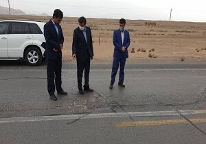 جاده یزد - بندرعباس از محورهای اقتصادی کشور است