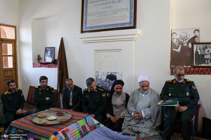 حضور جانشین فرمانده کل انتظامی کشور در  بیت و زادگاه امام خمینی
