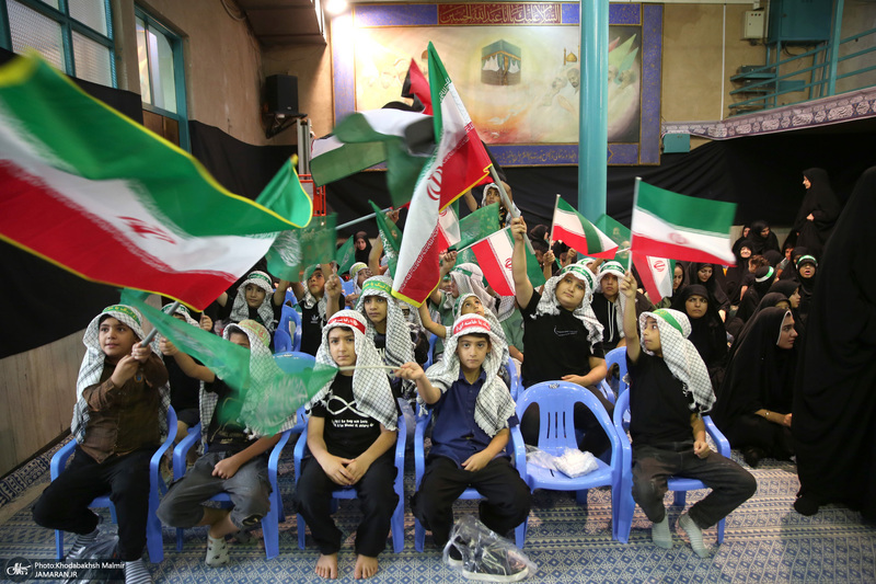 همایش جهانی سه ساله های حسینی در حسینیه جماران 1