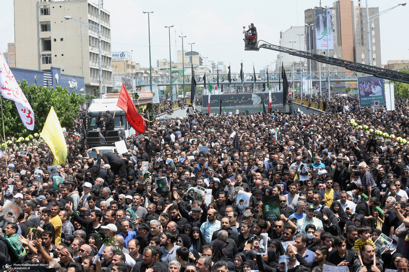 تشییع باشکوه پیکر رئیس جمهوری و یارانش در تهران-8